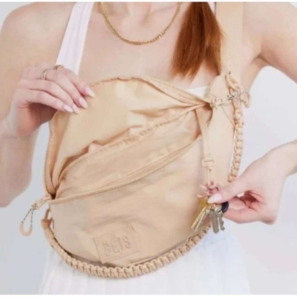 BÉIS Belt Bag Crossbody Fanny Pack Adjustable Strap Beige Pink